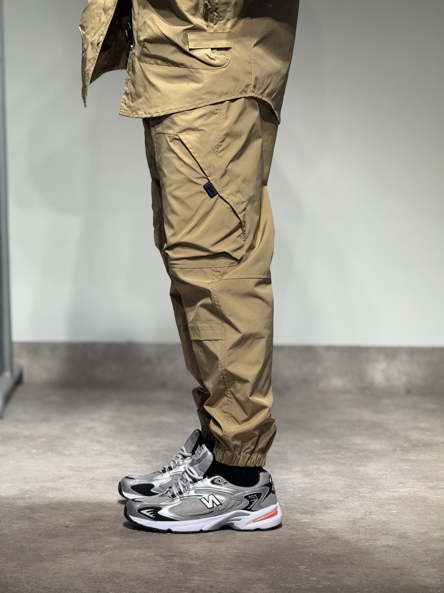 ENSEMBLE CARGO X-FEEL - Beige