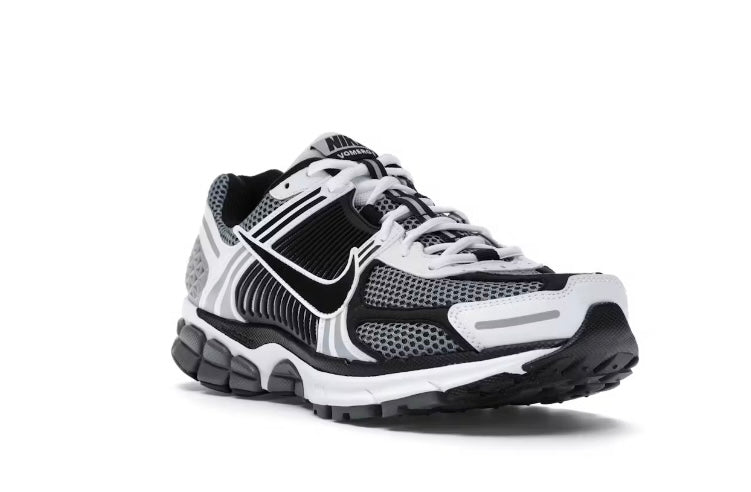 Nike zoom vomero 5 se sp grey/black