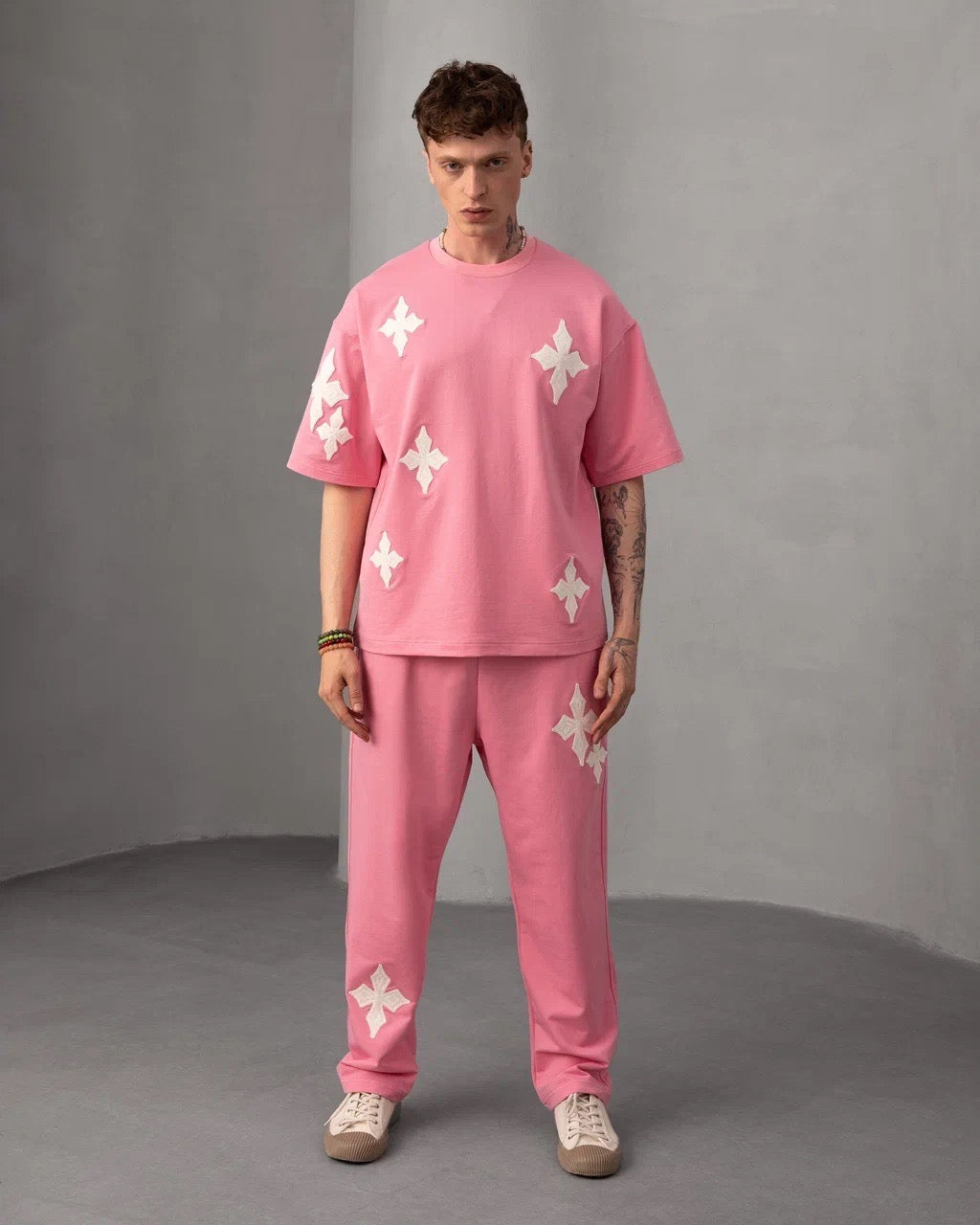 Ensemble Oversize Brodé – Patch Croix Blanche ( Rose )