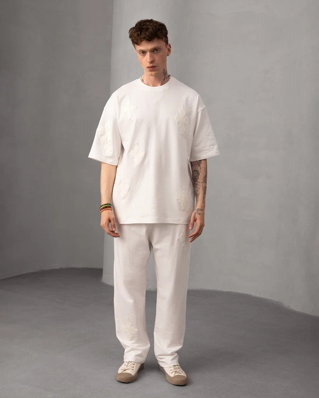 Ensemble Oversize Brodé – Patch Croix Blanches (Blanc)