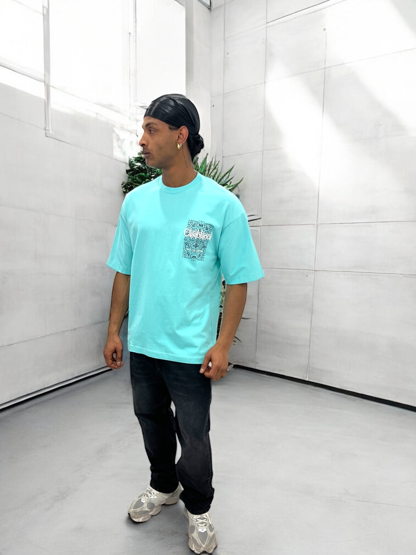 T-shirt ‘’CASABLANCA’’ brodé - bleu sarcelle clair