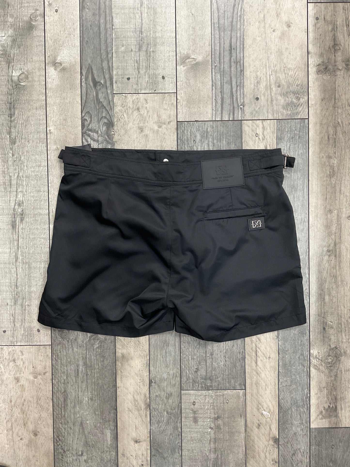 Short XPLCT - Noir