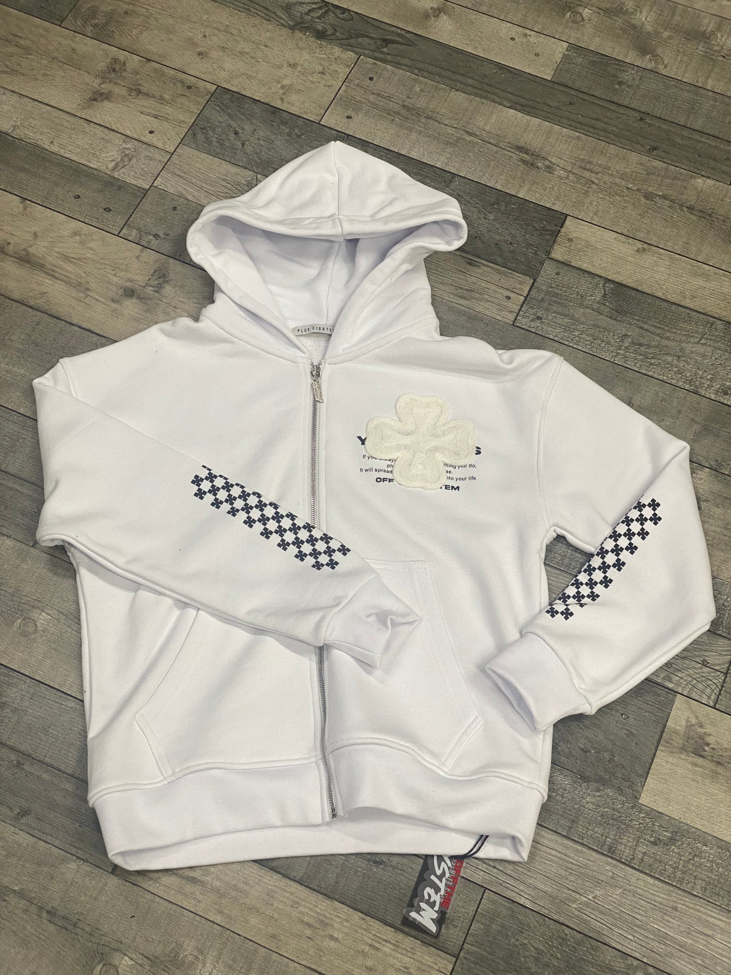 Veste à Capuche Blanche Zip - Patch Croix & Motifs Graphiques