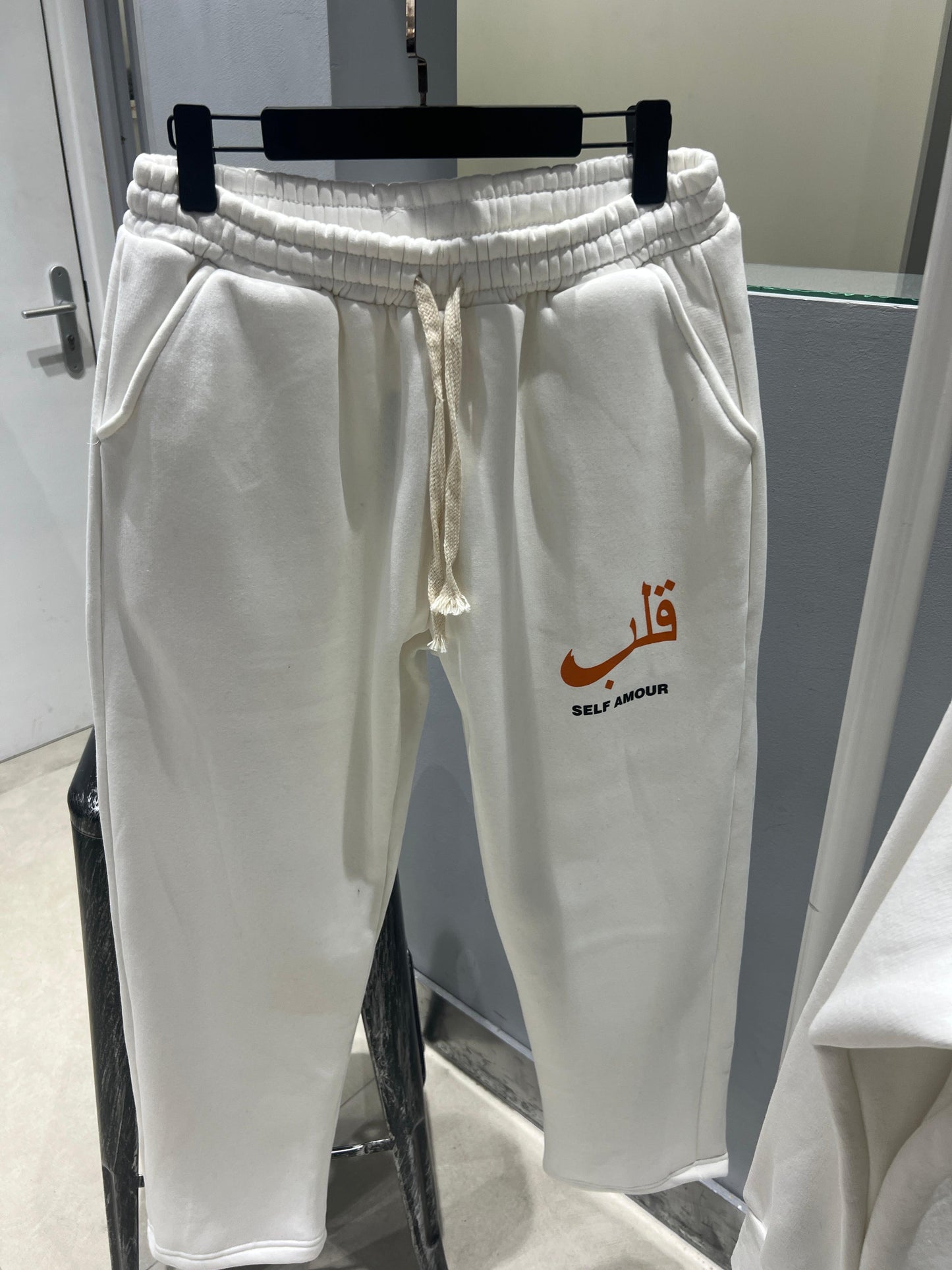 Ensemble Jogging “Self Amour” — Hoodie & Jogger (Noir / Écru )