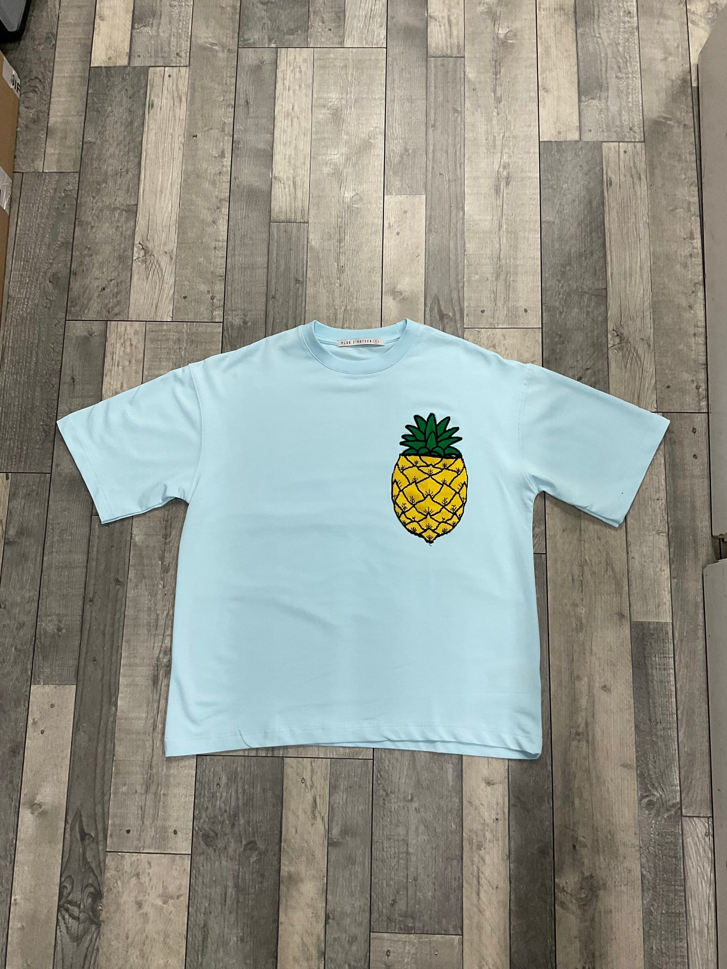 Chaud Ananas Bleu
