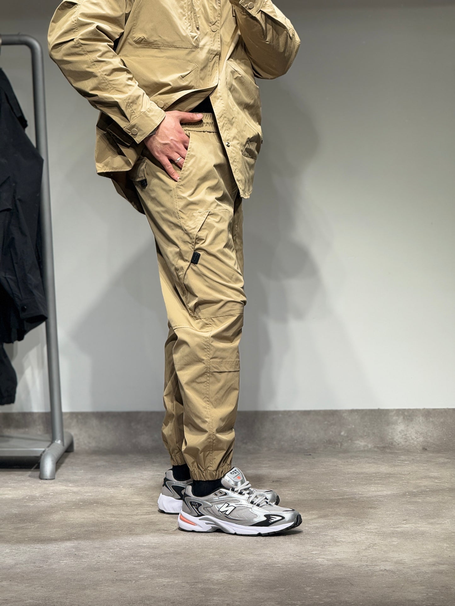 ENSEMBLE CARGO X-FEEL - Beige