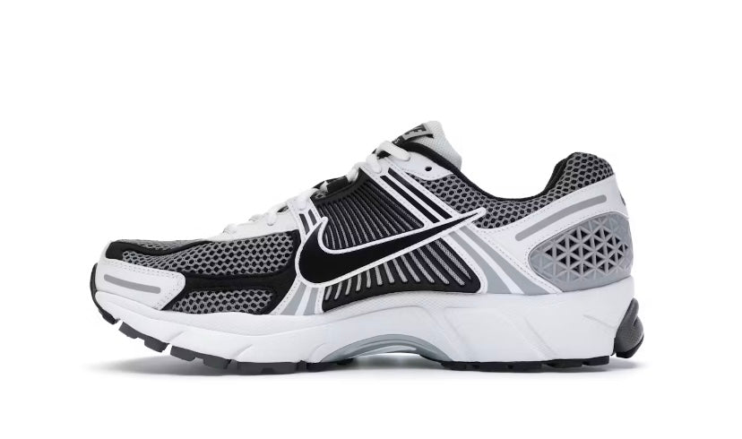 Nike zoom vomero 5 se sp grey/black