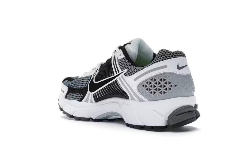 Nike zoom vomero 5 se sp grey/black