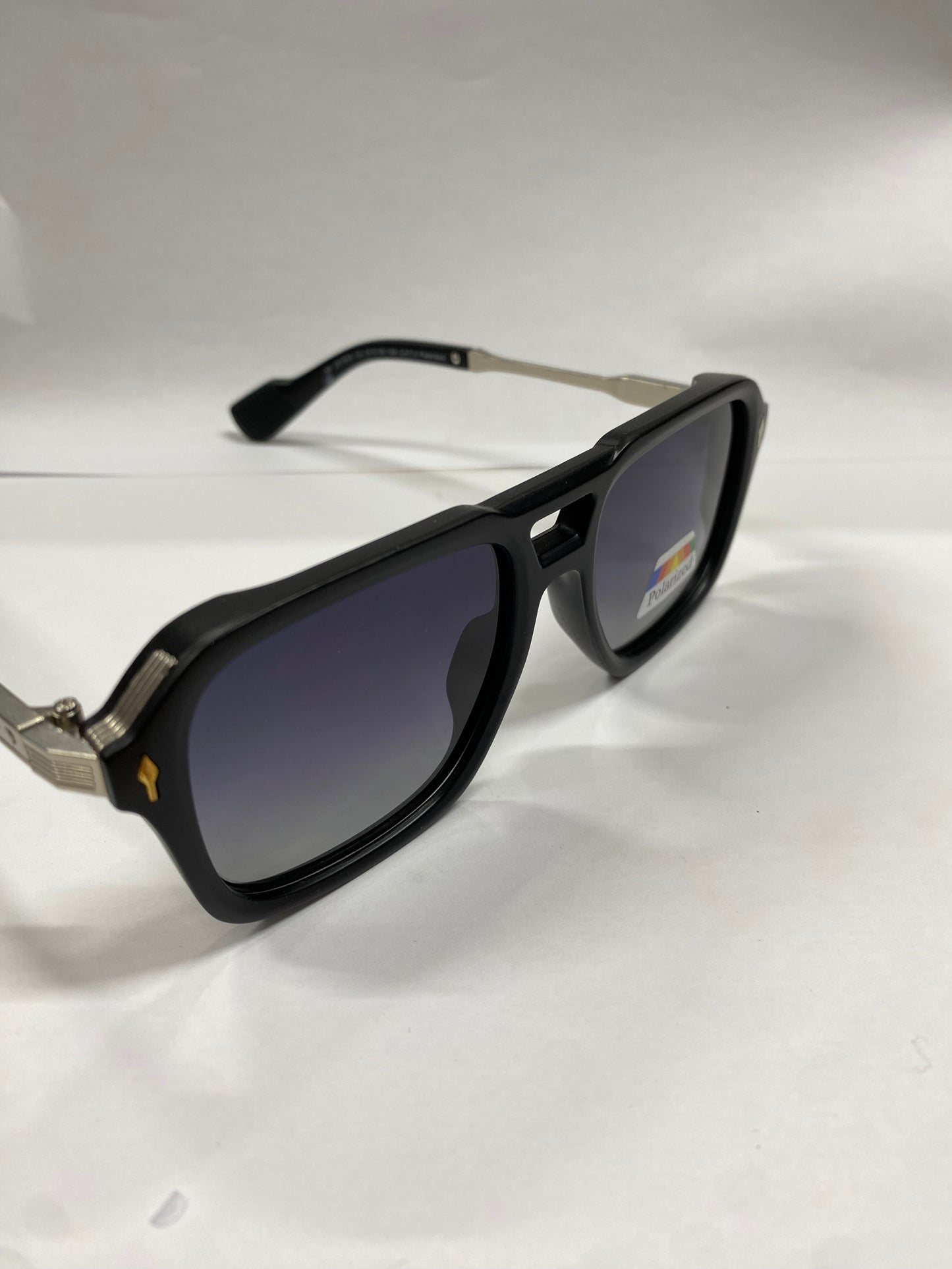 Lunettes de Soleil - 100% POLARIZED Baguette métallique  Teinte dégradé noir