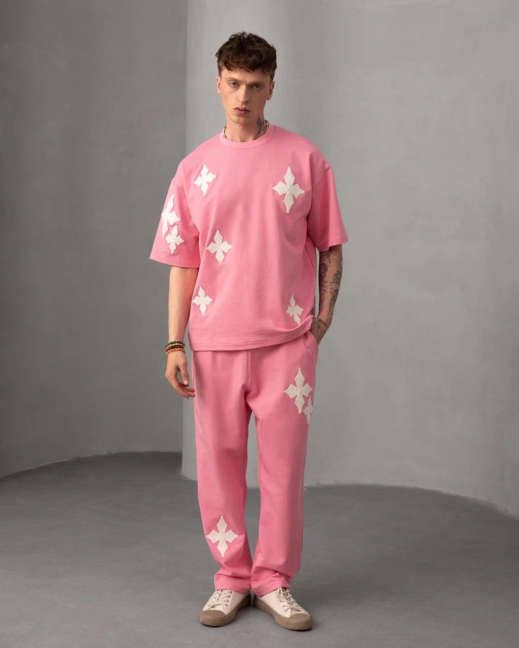 Ensemble Oversize Brodé – Patch Croix Blanche  ( Rose )