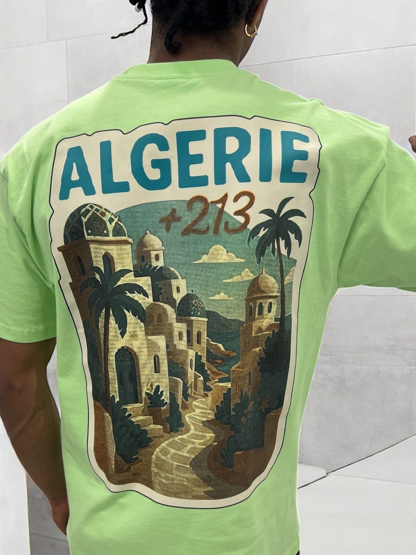 T-shirt “ALGERIE +213” – Visuel Vintage Palais & Palmiers (Vert Fluo)