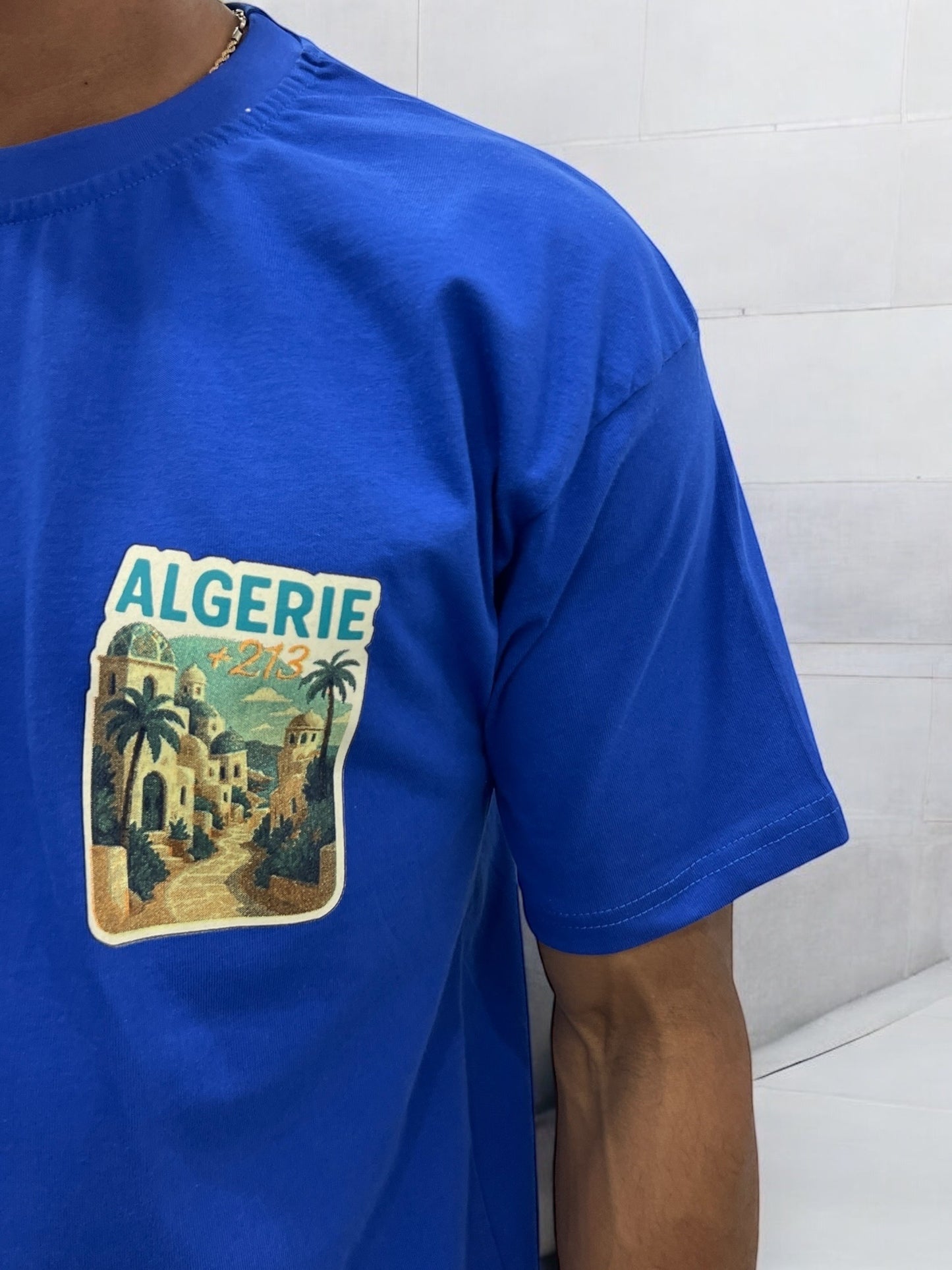T-shirt “ALGERIE +213” – Visuel Vintage Palais & Palmiers (Bleu Roi)