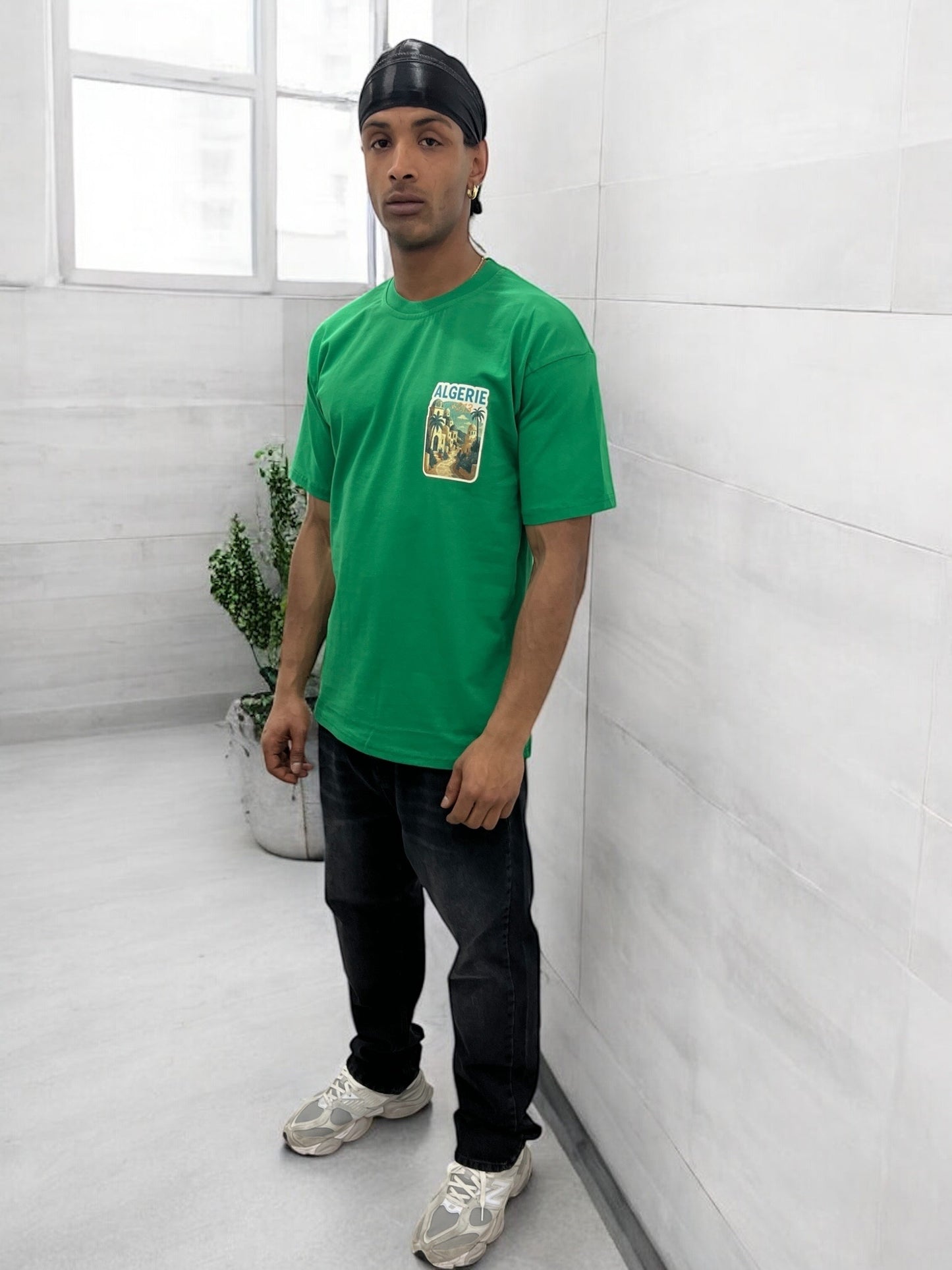 T-shirt “ALGERIE +213” – Visuel Vintage Palais & Palmiers (Vert Foncé)