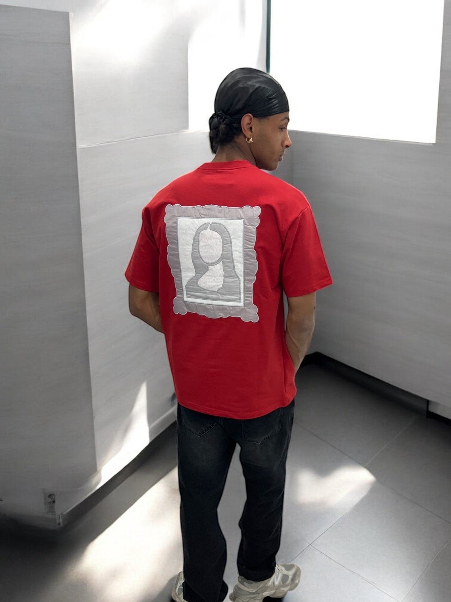 T-shirt Art Class – Mona Stylisée (Rouge)