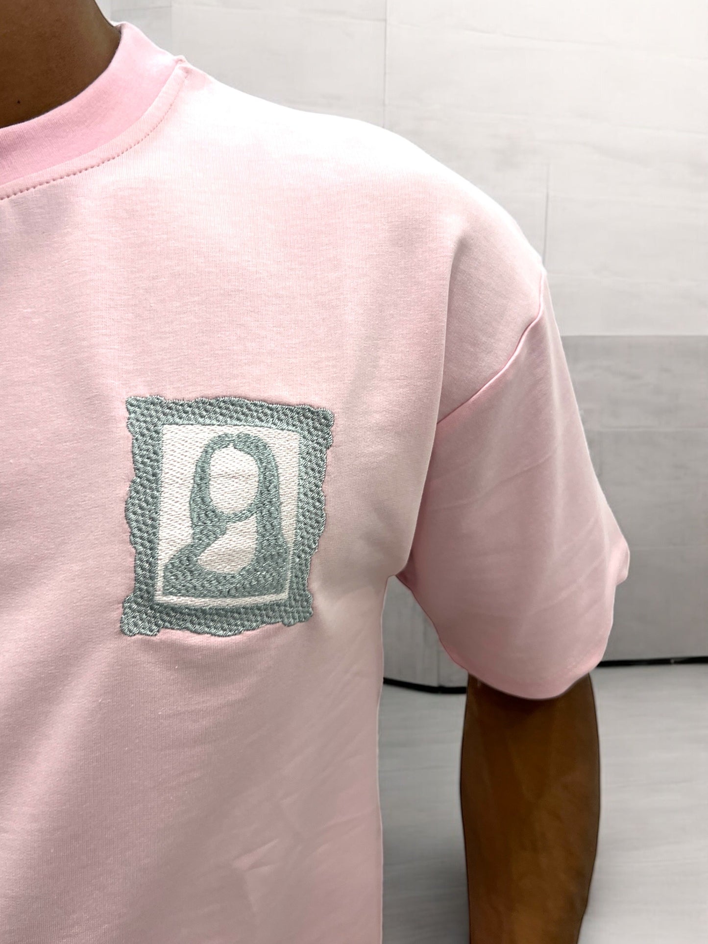 T-shirt Art Class – Mona Stylisée (Rose)
