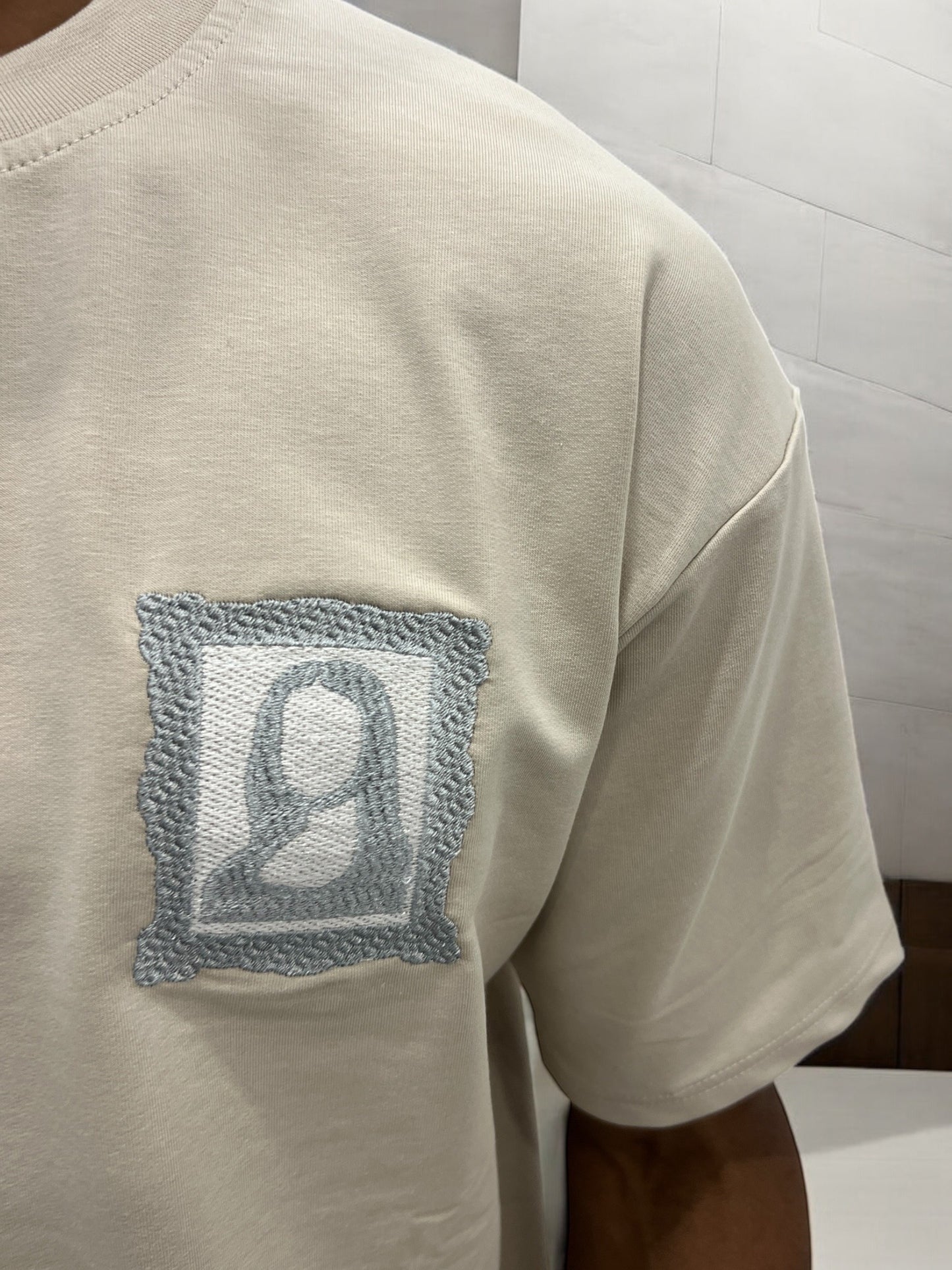 T-shirt Art Class – Mona Stylisée (Beige)