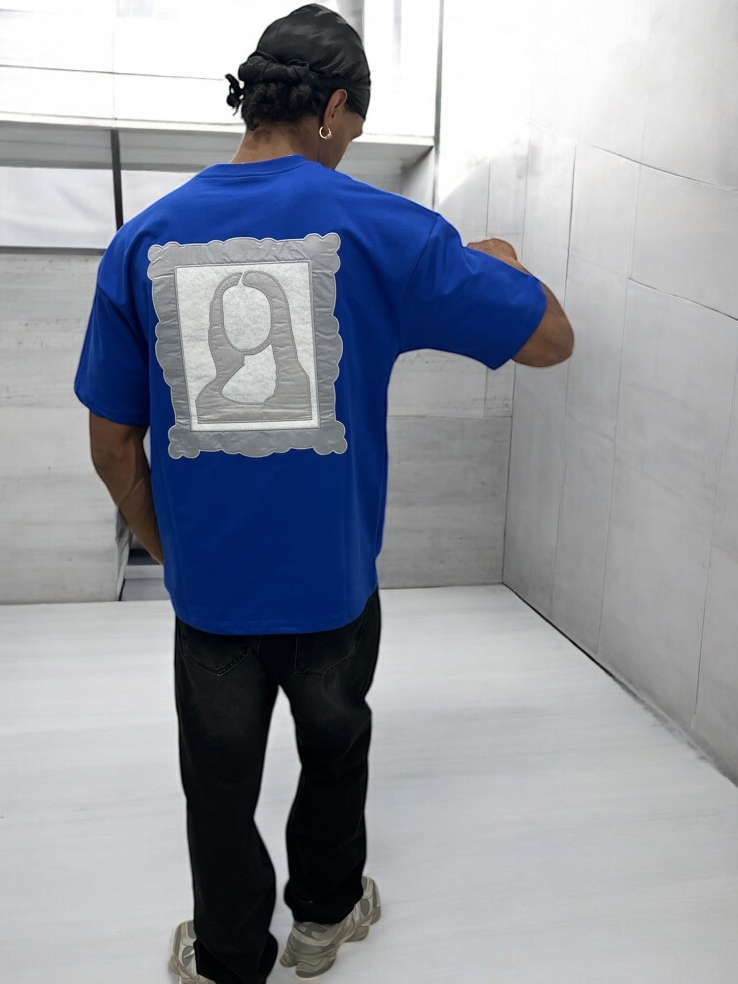 T-shirt Art Class – Mona Stylisée (Bleu Roi)