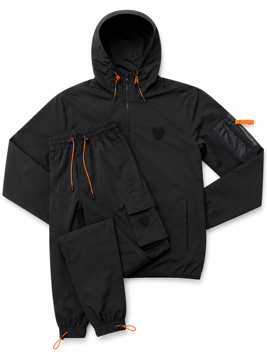 Ensemble Technique Cargo Noir – Veste Coupe-Vent & Pantalon – Détails Orange