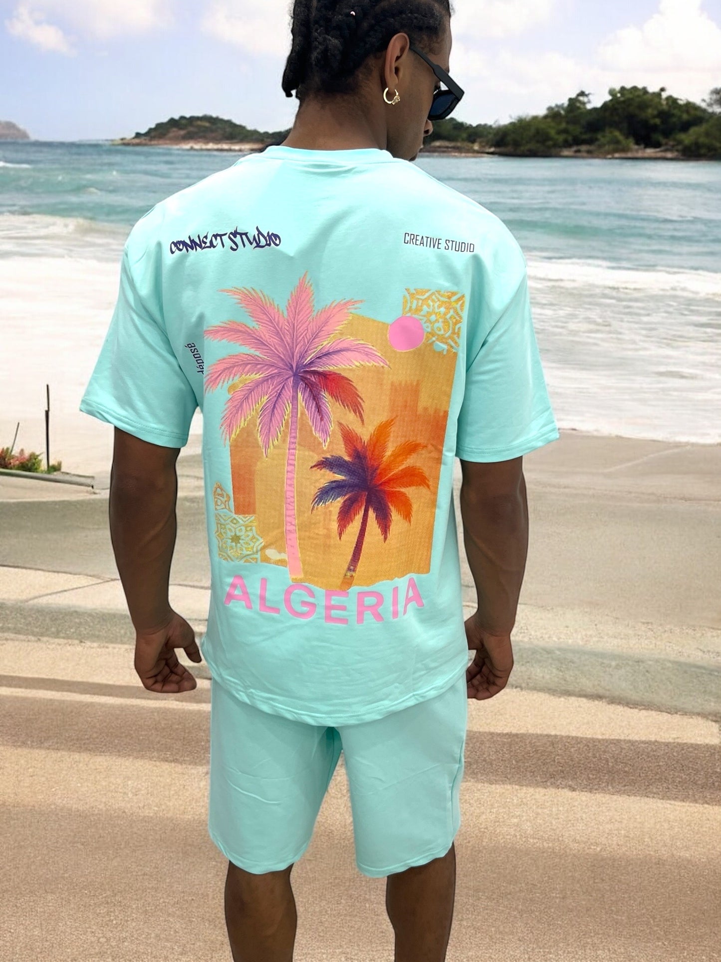 Ensemble ALGERIA Tropical – T-shirt + Short Unisexe (Palmiers)
 - bleu ciel