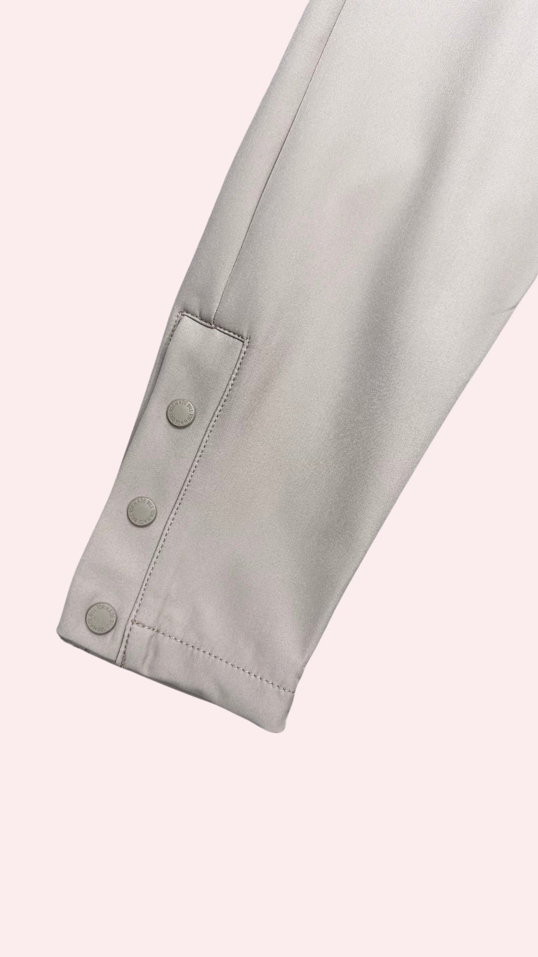 BILL TORNADE ~ CARGO ~  4 couleurs, fermeture à bouton