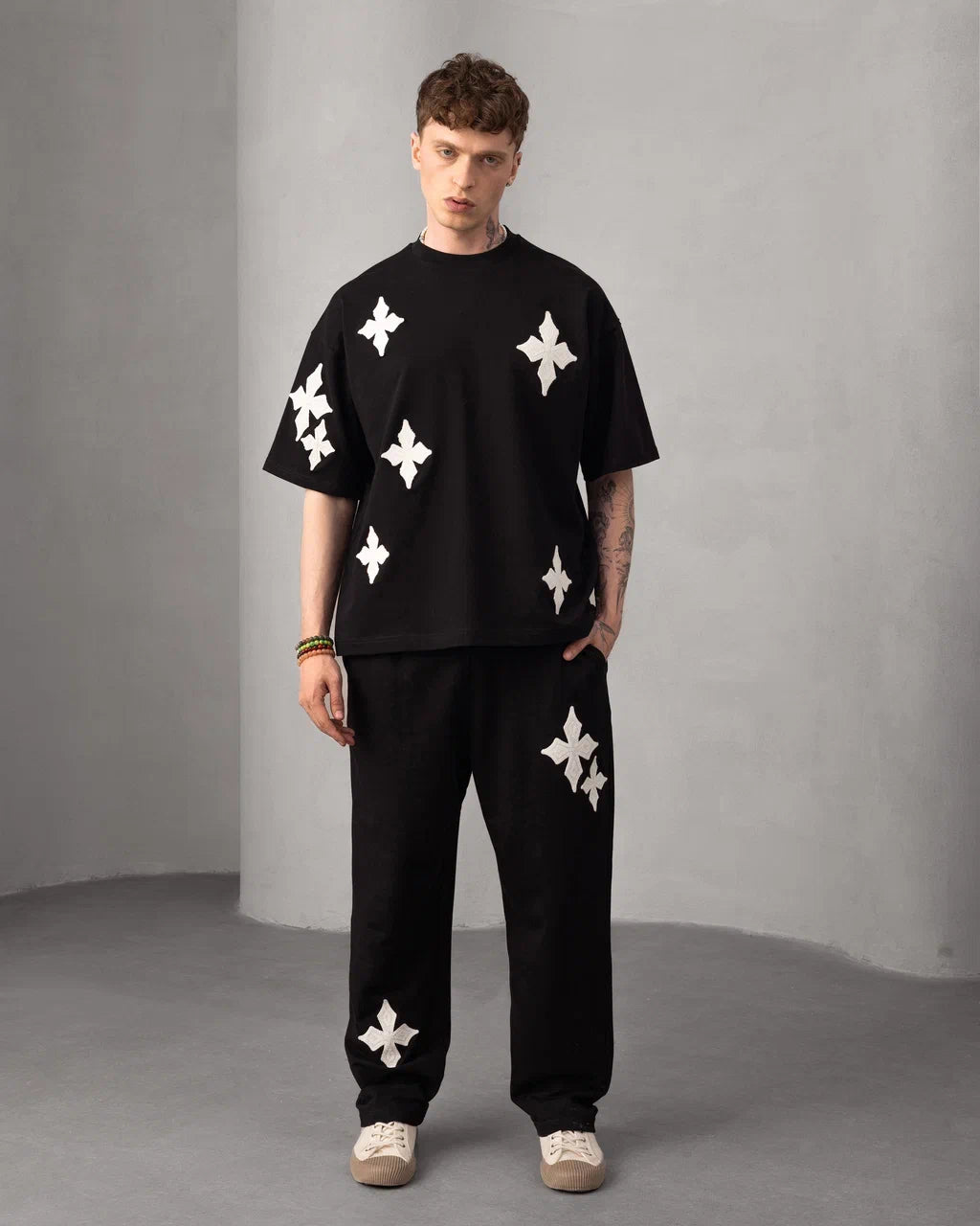 Ensemble Oversize Brodé – Patch Croix Blanches (Noir)