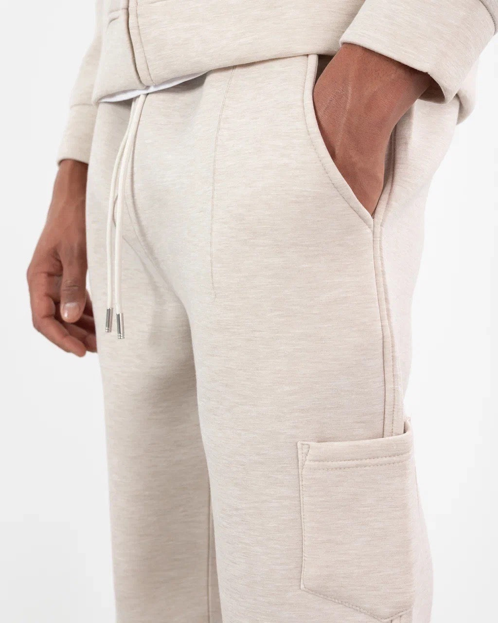 Survêtement Plus Eighteen – OFF THE SYSTEM (PD-7201) – Veste Zippée & Jogger Cargo Unisexe - Beige / Sable clair